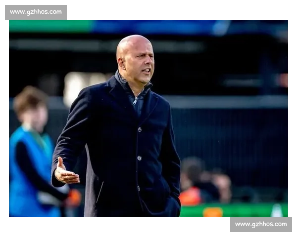 罗马诺确认！布伦特福德签下费耶诺德中场新星米兰博